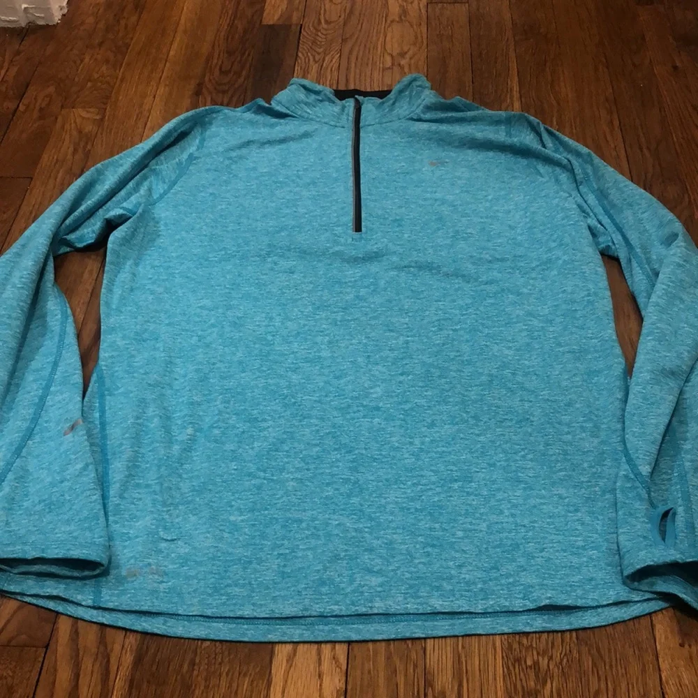 Nike Quarter Zip - Picture 2 of 5